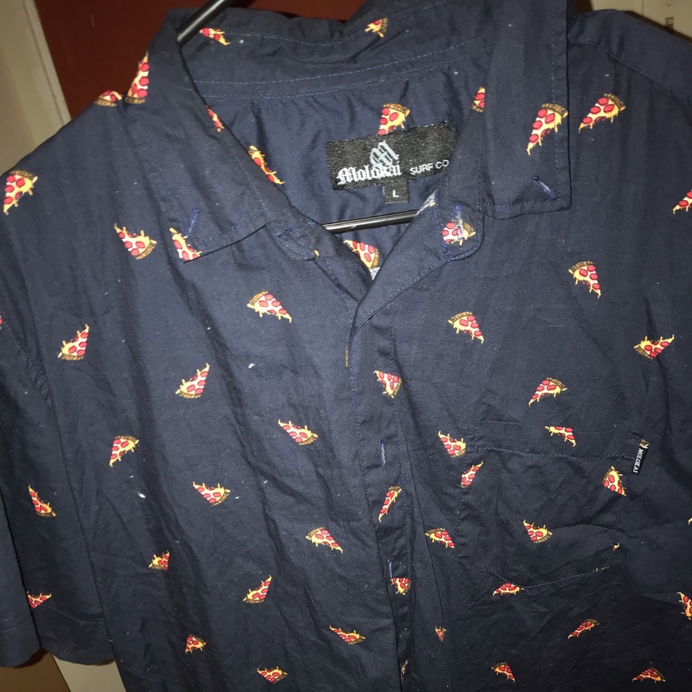 Molokai collard pizza shirt from Hawaii
